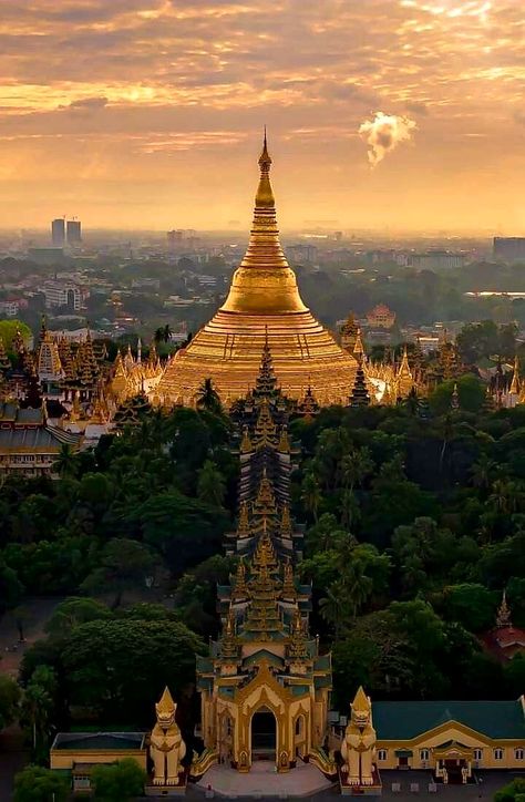 Bangkok Bucket List, Myanmar Photo, Buddhist Pagoda, Chatuchak Market, Things To Do In Bangkok, Shwedagon Pagoda, Yangon Myanmar, Myanmar Art, Myanmar Travel