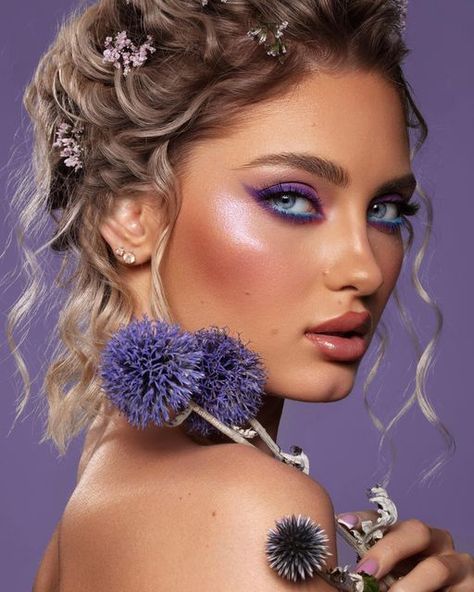 Facial Mole, Makeup Portfolio, Heavy Makeup, Glossy Makeup, Photoshoot Makeup, Instagram Makeup, Beauty Shots, Blue Makeup, Editorial Makeup