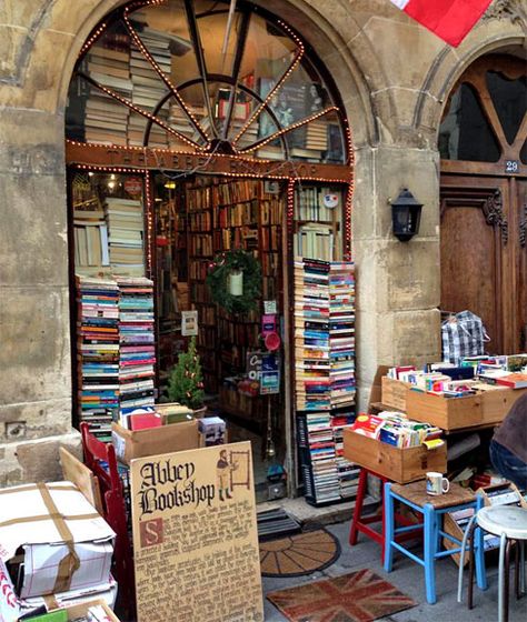 Paris bookstore; from 10 of the Most Romantic Places in France : The Good Life France Reading Inspiration, Lots Of Books, Paris Books, Bookstore Cafe, Dream Library, Book Stores, Slim Jims, Most Romantic Places, Book Cafe