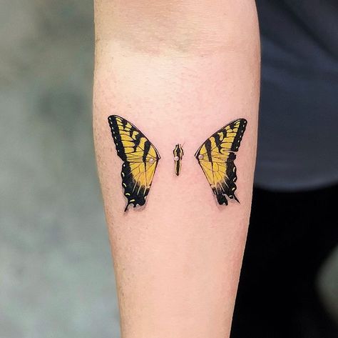 Paramore Butterfly Tattoo, Paramore Butterfly, Yellow Butterfly Tattoo, Paramore Tattoo, Monarch Butterfly Tattoo, Butterfly Tattoo Stencil, Butterfly Tattoo Meaning, Butterfly Back Tattoo, Skeleton Hand Tattoo