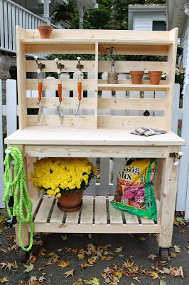 Potting Bench / Outdoor Bar : Buy or Build? | Brooklyn Limestone Potting Bench Ideas, Pallet Garden Benches, Diy Potting Bench, Potting Bench Plans, Potting Station, Potting Table, Potting Tables, Deck Stairs, Beautiful Outdoor Spaces