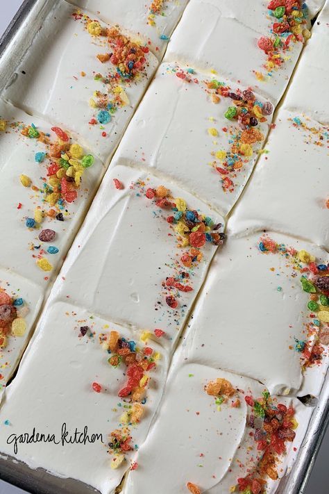 Different Tres Leches Cake, Fruity Pebble Tres Leches Cake, Fruity Pebbles Cake Recipes, Fruity Pebble Tres Leches, Funfetti Tres Leches Cake, Tres Leches Ideas, Fruity Pebbles Tres Leches Cake, Tres Leches Desserts, Authentic Tres Leches Cake