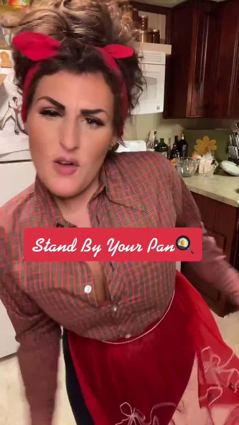 HANNAH DASHER(@hannahdamndasher) on TikTok: Tammy Wynette’s peanut brittle #fyp #cooking #standbyyourpan #foryou #easyrecipe #hannahdasher #food #trending #holiday #foryoupage #viral #tiktokfood Stand By Your Pan Tik Tok, Stand By Your Pan Recipes, Stand By Your Pan Hannah Dasher, Hannah Dasher Recipes, Holiday Baking Trends, Stand By Your Pan, Hannah Dasher, Creative Deserts, Candy Homemade