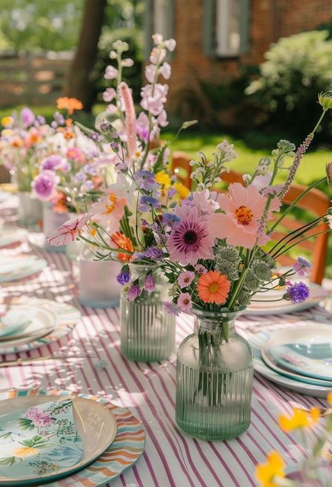 Fairy Tea Birthday Party, Girl Flower Theme Birthday Party, Fairy Themed 2nd Birthday, Fairy Garden Arrangements, Flower Garden First Birthday, Boho Chic Garden Party, Fairy First Birthday Party Outdoor, Garden Fairy Birthday Party Decoration, Wild Flower Themed First Birthday