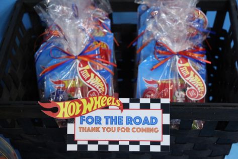 Hot Wheels Favors, Hot Wheels Party Favors, Hot Wheels Themed Birthday Party, 3rd Birthday Party For Boy, Hotwheels Birthday Party, Hot Wheels Party, Hot Wheels Birthday, Car Birthday Party, Race Car Birthday Party