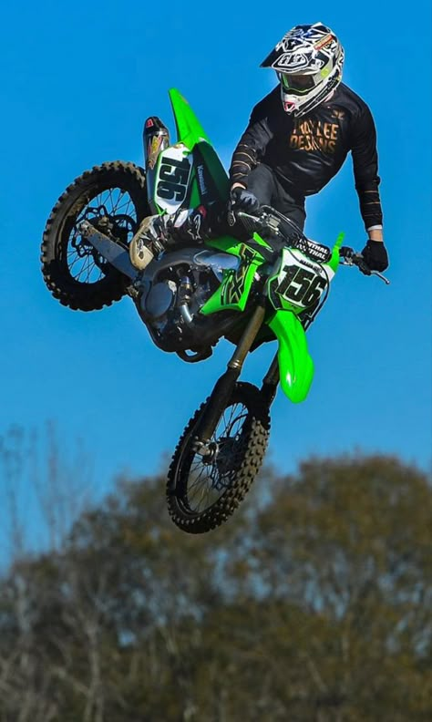 Dirtbike Wallpapers Iphone, Canam Spyder, Kawasaki Dirt Bikes, Kawasaki 250, Kawasaki Kx 250, Moto Wallpapers, Dirt Bike Racing, Cool Dirt Bikes, Motorcross Bike