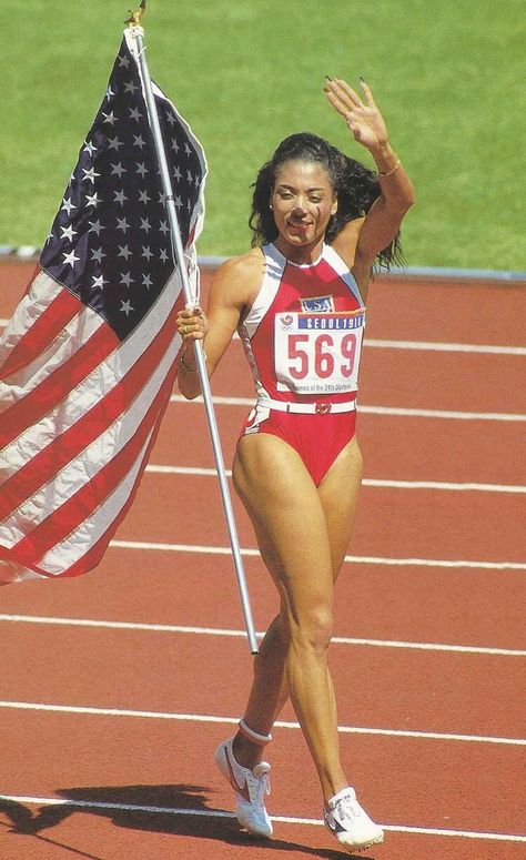 Flo Jo Needs Credit Yo – AMBRE ALERTT Flo Jo, Female Athlete, Track And Field Athlete, Olympic Athletes, African American Women, Gold Medal, Female Athletes, Track And Field, Sport Girl