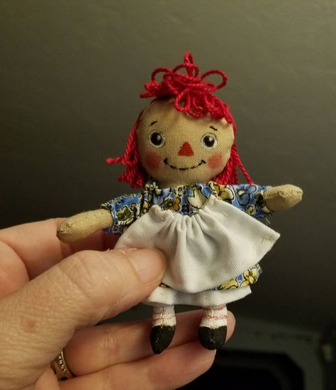 Sue Sizemore Raggedy Ann Doll Pattern, Crochet Raggedy Ann And Andy Patterns, Vintage Rag Doll, Raggedy Ann And Andy Nursery, Primitive Raggedy Ann Dolls, Black Raggedy Ann Doll, Raggedy Doll, Beach Quilt, Raggedy Ann Doll