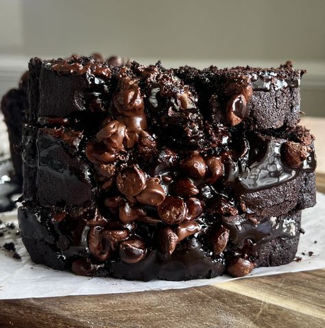 Homemade Fudge Sauce, Brownie Loaf, Easy Homemade Fudge, Swirl Brownies, Hot Fudge Sauce, Fudge Brownie, Blondie Brownies, Homemade Fudge, Coffee Cakes