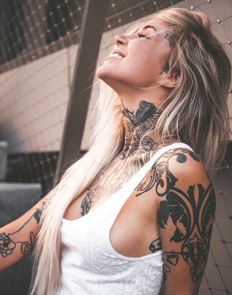 Sara Fabel, Love Is In The Hair, Boho Style Inspiration, Tattoed Women, Bohemian Girls, Hipster Grunge, Alt Girls, Street Style Inspiration, Inked Girls