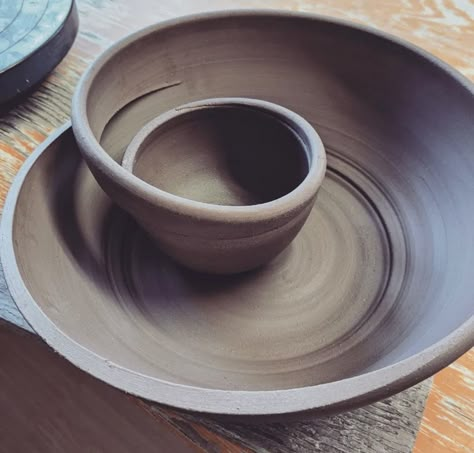 Chips And Dip, Chip Bowl, Chip And Dip Bowl, Chip And Dip, Clay Bowl, Bowl Ceramic, Chip Dip, Dip Bowl, Pottery Crafts