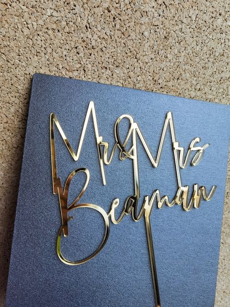 Elegant Wedding Cake Toppers, Brunch Vibes, Cake Topper For Wedding, Mr Mrs Cake Toppers, Gold Cake Topper Wedding, Rustic Wedding Cake Toppers, Gold Cake Topper, Rustic Cake Toppers, Cake Topper Wedding