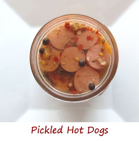 Pickled Hot Dogs Pickled Wieners Recipe, Vienna Sausages, Pickled Sausage, Easy Pickling Recipes, Vienna Sausage, Pickle Recipes, Pickled Eggs, Pickling Spice, Hot Sausage