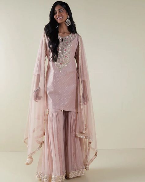 Curate a stylish outfit for your next festive soiree by opting for these ethnic Sharara sets from DWEEP SARA. 🌸🌸Showcasing a heavily embroidered bodice over the straight silhouette, the kurta comes accompanied with a sharara and an ombre net dupatta for a regal finish.🌸🌸 Visit our website or contact us directly to place your order🛍️ #dweepsara #new collection #summervibes #festive-wear#semiformals#indiandesigners#t hreadwork#summercollection #designersuit #festivecollection #weddinginspirat... Pink Kurta, Kurta Sharara, Embroidered Bodice, Dupatta Set, Sharara Set, Festive Wear, Net Dupatta, Stylish Outfit, Model Fits