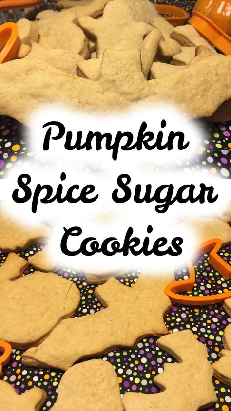 Pumpkin Spice Sugar Cookies Pumpkin Spice Sugar Cookies, Vanilla Bean Sugar, Forgotten Cookies, Spice Sugar Cookies, Pumpkin Sugar Cookies, Pumpkin Cookie Recipe, Interesting Recipes, Easy Sugar Cookies, Pumpkin Butter