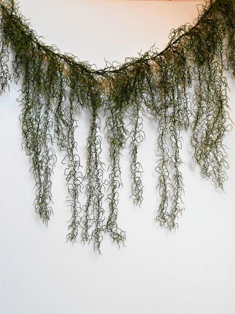 Moss Garland, Garland Home Decor, Moss Centerpieces, Moss Wedding, Enchanted Forest Party, Enchanted Forest Theme, Forest Theme Wedding, Moss Decor, Forest Party