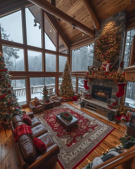 Log Houses, Christmas Cabin, Log Cabin Living, Log Cabin Interior, Cabin Living Room, Cabin Christmas, Cabin Interiors, Christmas Interiors, Rustic Home Design