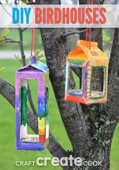 These Birdhouse Crafts for Kids will be enjoyed by children of almost any age. #diyhomedecor Bug Activity, Birdhouse Crafts, Craft Cupboard, Birdhouse Craft, Recycled Crafts Kids, Fun Summer Crafts, Art Projects For Adults, Crafts Preschool, Spring Craft