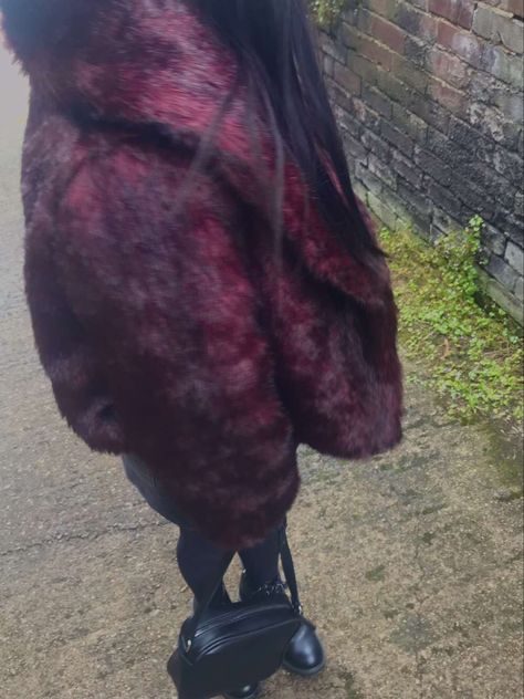 Red Fur Coat Aesthetic, Red And Black Fur Coat, Red Fur Coat Outfit, Burgundy Fur Coat, Fur Coat Aesthetic, Goth Coat, Red Fur Coat, Red Goth, Post Soviet