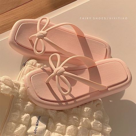 Bow Flip Flops, Pretty Sandals, Dr Shoes, Fashion Shoes Heels, Cute Shoes Heels, Shoes Heels Classy, Kawaii Shoes, Shoes Outfit Fashion, Cute Slippers