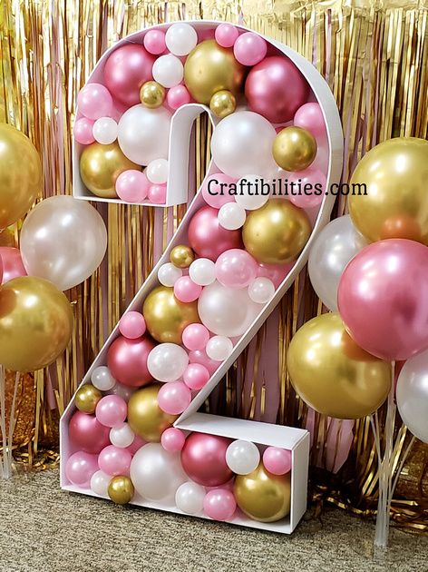 2nd birthday balloon mosaic - Pink & Gold theme - DIY large party decoration idea - How to make tutorial - FREE template Number 2 Filled With Balloons, Numbers Filled With Balloons, Number Filled With Balloons, Diy Large Number Props, Number With Balloons Inside, Mosaic Numbers Balloons, Balloon Filled Letters, Giant Numbers Diy, Number Decorations Birthday