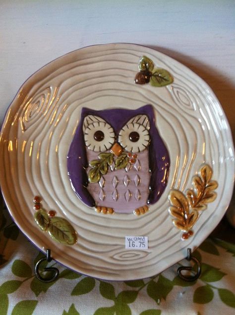 Owl ceramic plate Owl Pinch Pot Clay, Crazy Owl, Owl Pottery, Cookies Jar, Polymer Clay Owl Mug, Owl Quotes, Aesthetic Items, Owl Plate, Kitchen Wear