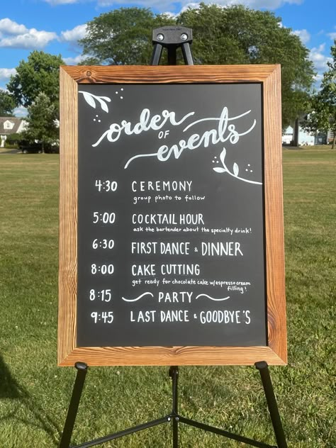 Chalkboard sign with hand painted lettering and images. Signs can be for wedding day, rehearsal dinner, or any other occasion. The story behind the sign... I created this welcome sign for my own wedding! I was so pleased with the results that I wanted to share what I can do with others. How I created it... I purchased the 18x24 chalkboard easel, found images online to inspire the design, drew it out in pencil, went over it in chalkboard pens, and voila! How I will create yours... I draw several Day Of Events Wedding Sign, Welcome Sign Wedding Chalkboard, Order Of Events Wedding Sign Acrylic, Wedding Signs Order Of Events, Wedding Decorations Signs, Wedding Time Line Sign, Signage For Weddings Receptions, Wedding Photo Order, Wedding Chalk Board