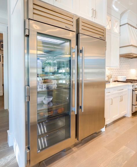 True Refrigerator Kitchens, Glass Door Fridge, True Residential, Glass Door Refrigerator, Glass Fridge, Glass Refrigerator, French Doors Patio, Kitchen Refrigerator, Luxury Kitchen Design