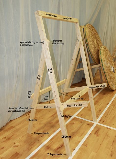 Bonnyrigg Target Archery Stands - CalcResult Reference Designs Archery Target Stand, Diy Archery Target, Crossbow Rack, Target Stand, Bow Target, Target Archery, Mounted Archery, Archery Tips, Archery Range