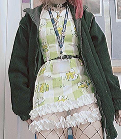 Keroppi Outfit Aesthetic, Keroppi As A Human, Keroppi Inspired Outfit, Keroppi Outfit Ideas, Keroppi Cosplay, Keroppi Clothes, Keroppi Outfit, Sanrio Aesthetic Outfits, Art School Outfit