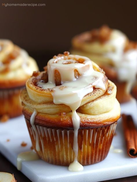 Delicious Apple Cinnamon Roll Cupcakes Recipe - My Home Made Recipe Cinnamon Apple Cupcakes, Cinnamon Roll Cupcake, Apple Cinnamon Cupcakes, Cinnamon Roll Cupcakes, Peach Cupcakes, Cinnamon Cheesecake, Cinnamon Cupcakes, Apples And Cinnamon, Cheesecake Muffins