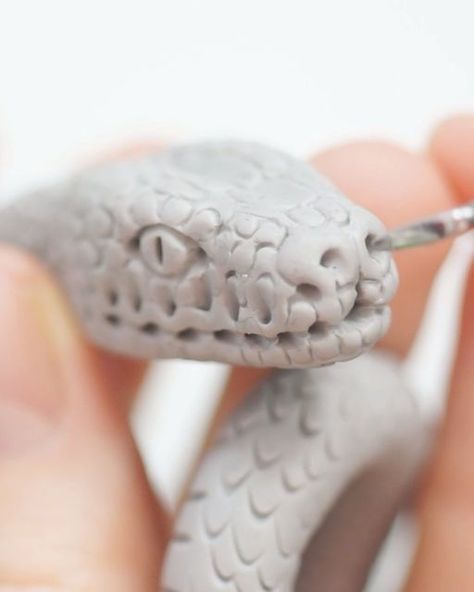 Small Snakes, Toy Sculpture, Thanks To You, Dragon Sculpture, Clay Animals, Be Amazing, Ceramics Projects, Wish You The Best, Solo Exhibition