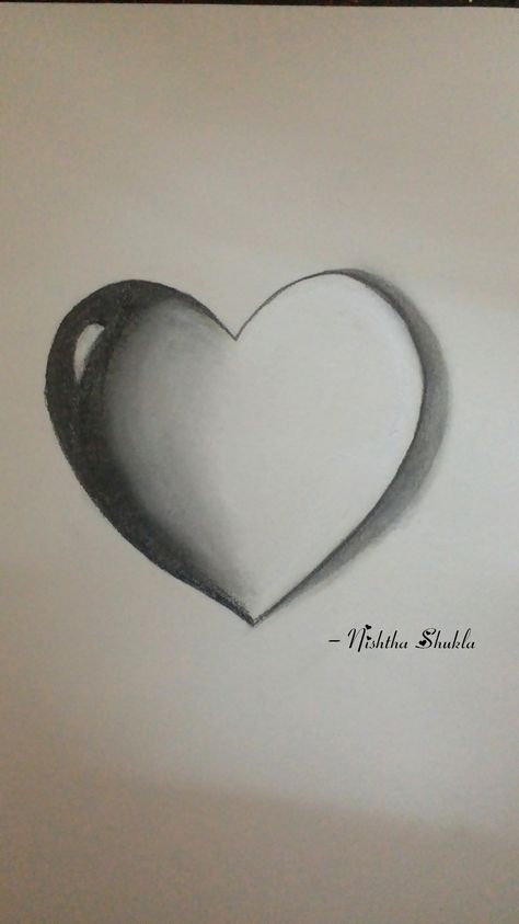 An easy pearl effect heart❤ #easy #sketch #draw #3D Glass Heart Drawing, Heart Pencil Sketch, 3d Heart Tattoo, 3d Heart Drawing, Heart Pencil Drawing, Charcoal Drawing Tutorial, Heart Sketches, Charcoal Sketches, Heart Shadow