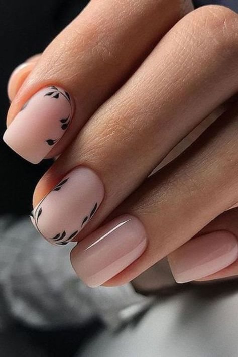 Minimalist Black and Nude Spring Nails Classy Nail Designs, Her Nails, Black Nail, Neutral Nails, Classy Nails, Floral Nails, Chic Nails, Short Acrylic Nails, Nail Shapes