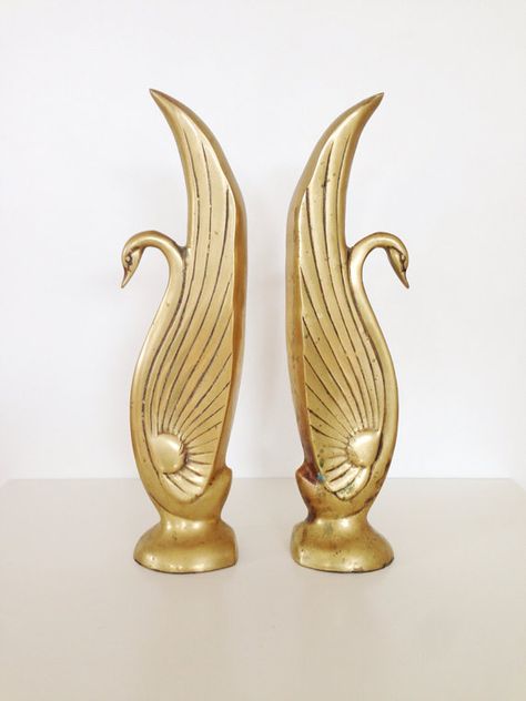 Vintage Hollywood Regency Brass Swan Bookends by AnthologyHouse Swan Bookends, Brass Swan, Classy Vintage, Maximalist Decor, Barbie Dream House, Vintage Hollywood, Precious Metal, Hollywood Regency, Glass Decor