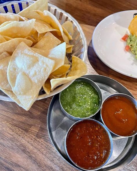 ForkinGoodTime on Instagram: "Border Grill 🥑 Mandalay Bay, Las Vegas📍 Appetizers: Chips & Trio of Salsas • Border Guacamole Lunch: Carne Asada Quesadilla • Fish A La Plancha • Border grill is one of my favorite Mexican restaurants! The Chef, Susan Feniger is a Top Chef Master! The salsa trio is something I think about often. I’m a sucker for some good chips and salsa and the chips are always hot! This restaurant is located in Mandalay Bay and is really close to the convention center so whene Vegas Appetizers, Instagram Border, Mandalay Bay Las Vegas, Best Chips, Mexican Restaurants, Mandalay Bay, Chips And Salsa, Carne Asada, Top Chef