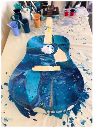 Turning a Guitar Into An Acrylic Pour | AcrylicPouring.com Painting A Guitar Diy, How To Paint A Guitar, Guitar Art Diy, Guitar Art Project, Guitar Decorations, Instrument Art, Wood Primer, Hippie Crafts, Pink Guitar