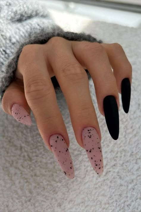 #NailArt #NailDesigns #NailInspiration #NailGoals #NailTrends #NailObsessed #NailAddict #NailPolish #NailCare #NailGoals College Nails, Harry Potter Nail Art, Tape Nail Art, Small Nails, Witchy Nails, Tie Dye Nails, Glamour Nails, Modern Nails, Nails Salon