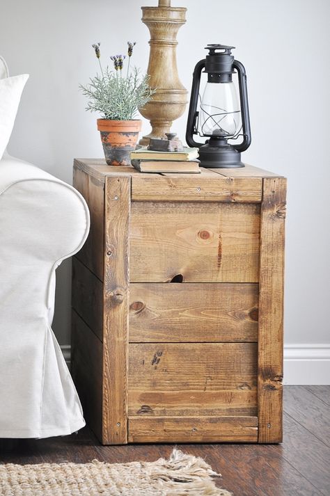 Wood Box Side Table, Farmhouse Side Table Diy, Crate Bed Side Table, Diy Rectangle End Table, Diy Rustic Side Table, Diy Wood End Tables Living Rooms, Easy Diy End Table, Rustic End Tables Living Room, Diy Rustic End Tables