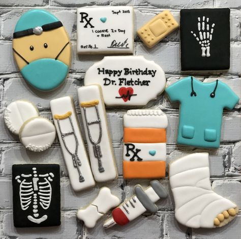 Dr Cookies, Doctor Cookies, Cake Toppers Diy, Medical Cookies, Nurse Cookies, Orthopedic Doctor, Toppers Diy, Orthopedic Surgeon, Crafts Diy Projects