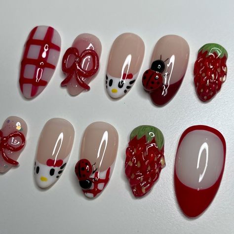 PICNIC FREESTYLE 🧺🍓 shape : Almond S #pressonnails #nails #nailart #nailartist #picnic #picnicnails #hellokitty #hellokittynails #rednails #vichy Nail Inspo Drawing, Pucca Nails, Picnic Nails, Cutesy Nails, Ideas Uñas, Fake Nails Designs, Graduation Nails, Girly Acrylic Nails, Hello Kitty Nails