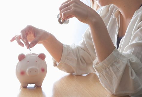 Saving Money in Your 20s: 8 Tools to Check Out Grow Money, Erin Kelly, Money Help, Budget Living, Your 20s, Workout Motivation Women, Get Your Life, Budget Friendly Recipes, Saving Ideas