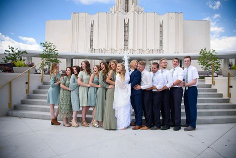 Erin Langford Photography | Jordan River Temple Wedding | Utah Wedding Photography | Timeless Wedding Photography | Bridal Party | Contact us to capture your perfect wedding day! #utahwedding #jordanriver #ldstemplewedding Jordan River Temple Wedding, Meridian Temple Wedding, Mesa Temple Wedding Photos, Jordan River Temple, Twin Falls Temple, Redlands Temple, Logan Temple, The Jordan River, Wedding Photography Bridal Party