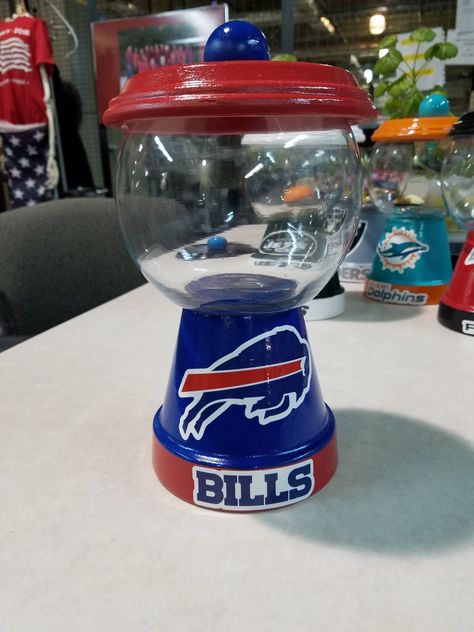 Buffalo Bills front Buffalo Bills Birthday Party Ideas, Buffalo Bills Basement, Buffalo Bills Wreath Diy, Buffalo Bills Crafts Diy, Buffalo Bills Birthday Party, Buffalo Bills Diy, Buffalo Bills Crafts, Buffalo Bills Christmas, Steelers Decor