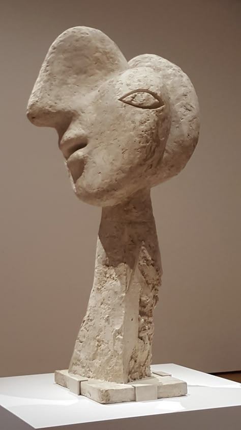 Pablo Picasso Sculptures, Picasso Sculpture, Cubist Sculpture, Art Sculpture En Bois, Creative Sculpture, Female Sculpture, Ceramics Sculptures, Organic Sculpture, Cement Art