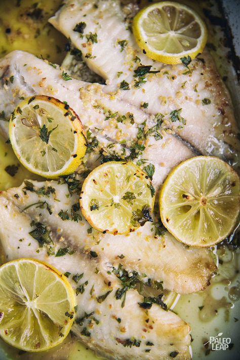 Need a quick and simple main course that is Paleo and impressive? This lemon garlic fish will meet your needs. Lemon Garlic Fish, Butter Fish Recipe, Butter Fish, Paleo Fish, Recipe List, Paleo Recipe, Healthy Fish, Paleo Dinner, Baked Fish