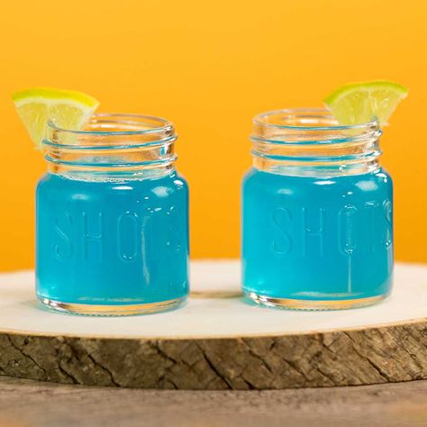 Check out this wild cocktail recipe with rum, coconut rum, and pineapple rum. If you like Rum n Coke Gummies, check this one out. Rum Jello Shots, Awesome Cocktails, Rum Shots, Birthday Cake Shots, Mojito Recipes, Infused Treats, Shooter Recipes, Cake Shots, Rum Cocktail Recipes