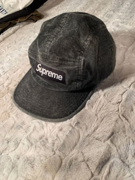 Hat Outfit Men, Camp Hat, Supreme Hat, Swag Hats, Five Panel Hat, Supreme Accessories, Dope Hats, Running Club, Sandy Liang