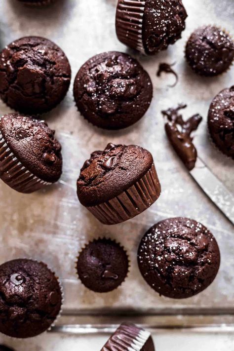 Double Chocolate Muffin Recipe, Chocolate Muffins Recipe, Chocolate Muffin Recipe, Double Chocolate Muffins, Banana Bread Muffins, Chocolate Banana Bread, Baking Tray, Chocolate Muffins, Double Chocolate