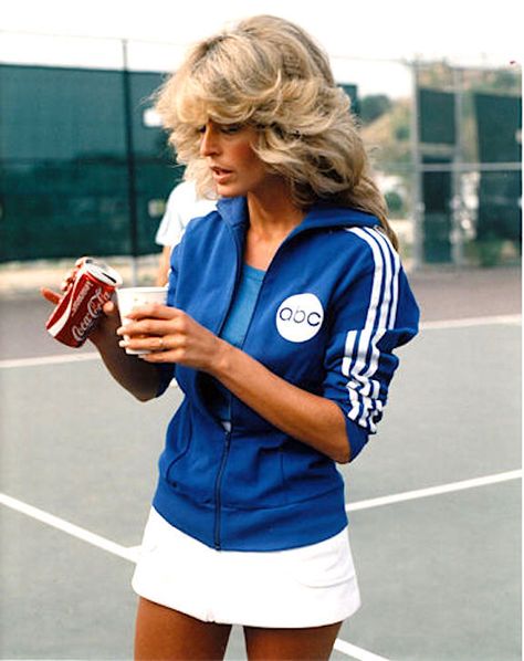 Battle Of The Network Stars, Farrah Fawcet, Look 80s, Tennis Outfits, Bianca Jagger, Cheryl Ladd, Charlotte Rampling, Charlie’s Angels, 70s Inspired Fashion